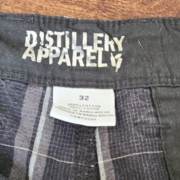 Distillery Apparel men's size 32 shorts - Picture 2 of 3